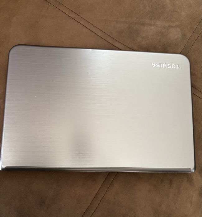 Лаптоп Toshiba Satellite M50D-A-10Z