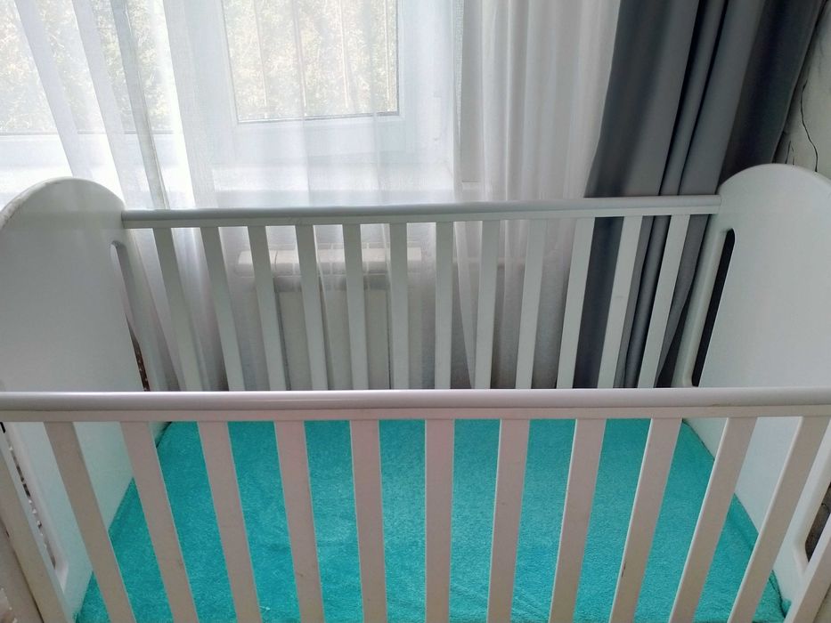 Продам детскую кроватку