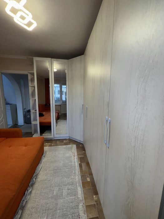 Шкаф угловой большой