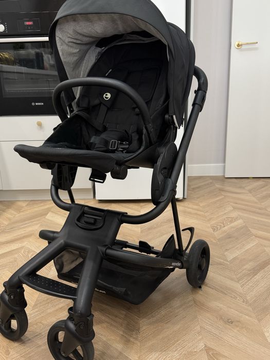 2 в 1 easywalker charley 2 в черном цвете