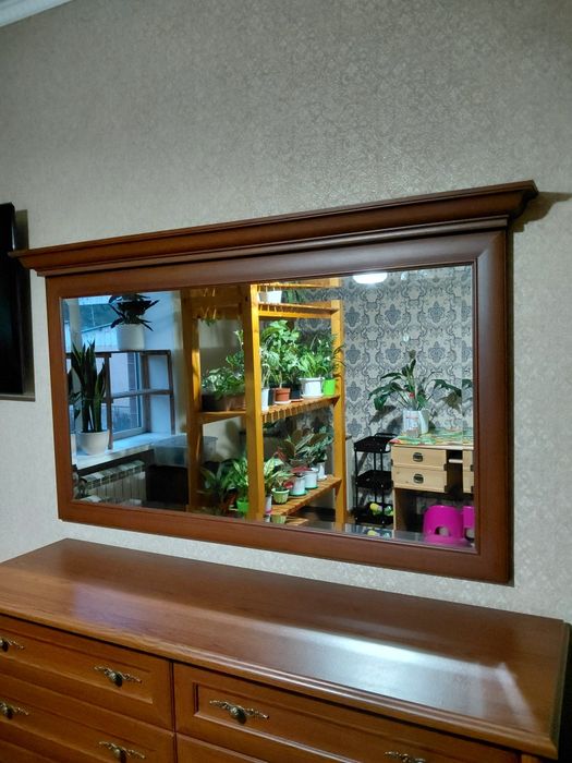 Продам камод с зеркалом