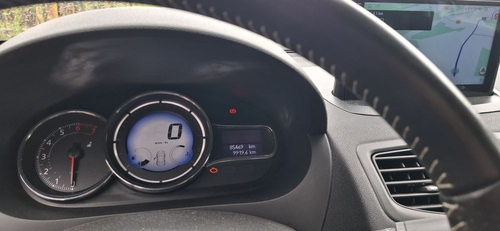 Renault Fluence (Megane Sedan 3), an 2015
