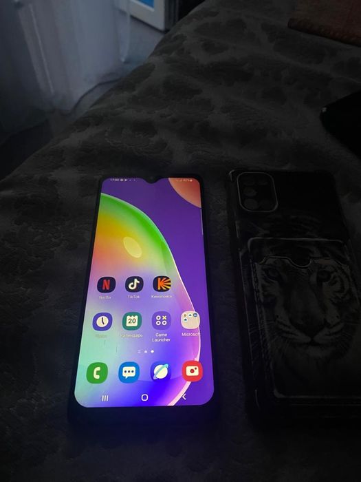 Продам Самсунг а31 или обменяю