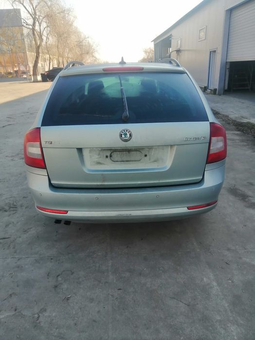 Dezmembram Skoda Octavia 2 facelift
