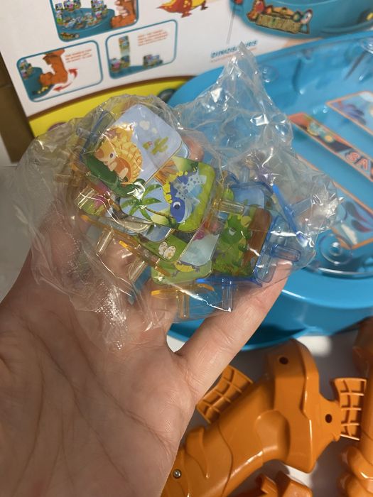 Битка Динозаври, събори мишените, топчета, игра за двама