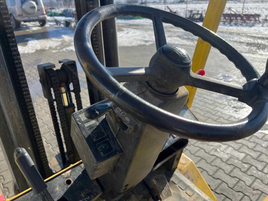 Stivuitor Hyster H2 -  2000 kg , 3.8 m