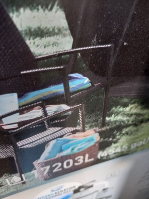 Срочно продам      бассейн .