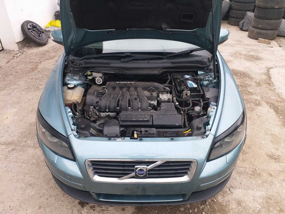 Piese auto si accesoriii Volvo C30 2.4 euro 4 D5 2009 cutie manuala