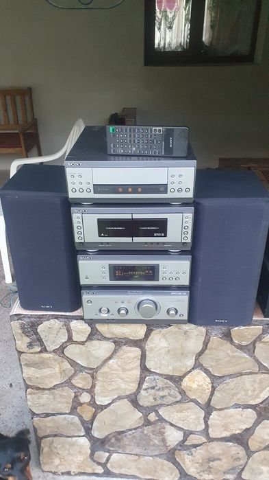 Linie audio sony cu boxe