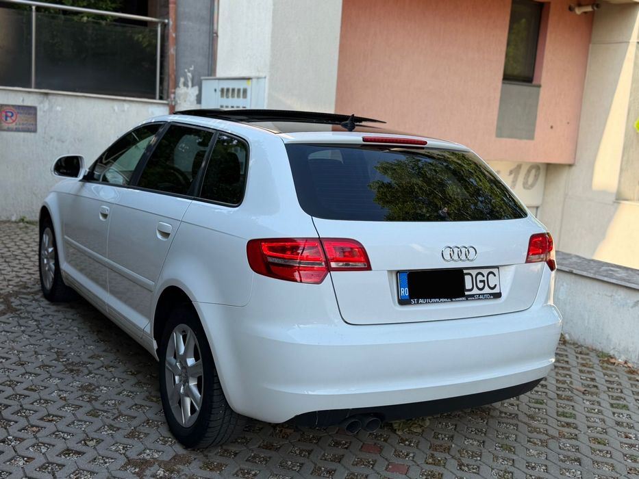 AUDI A3 Sportback 2010 — imagine 3