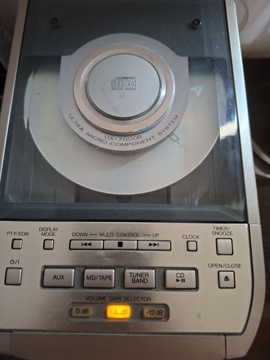 Sistem audio jvc