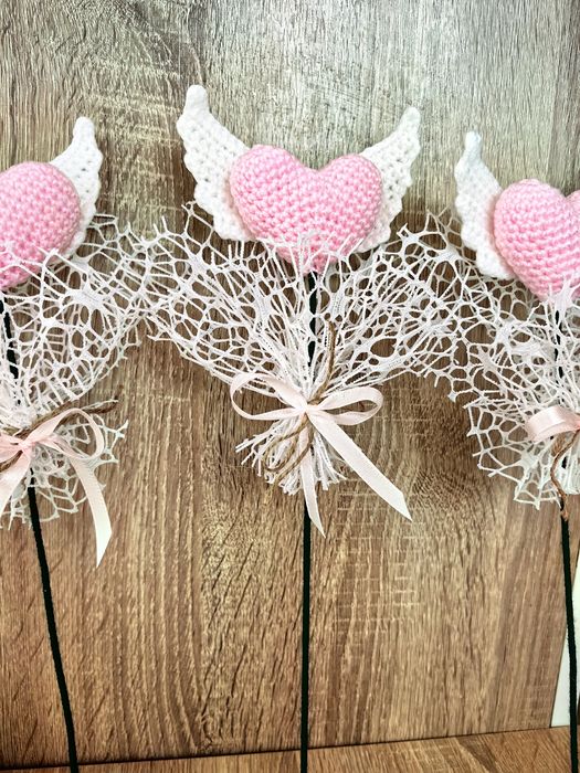 Плетени цветя на една кука