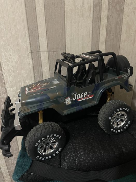 O’yncho moshina sotiladi