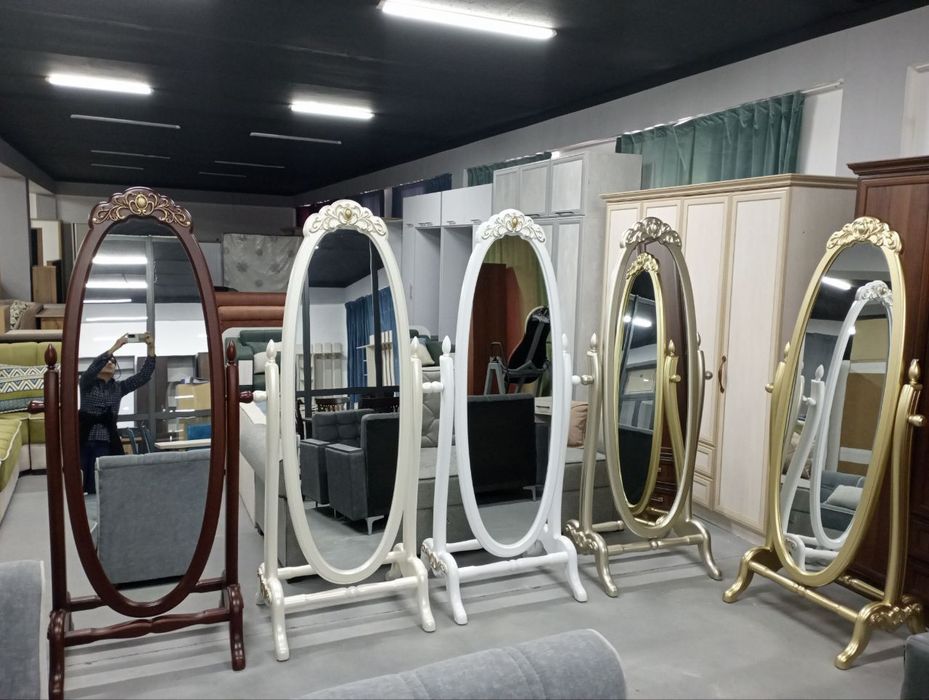Мебель на заказ Напольная зеркало и красиво