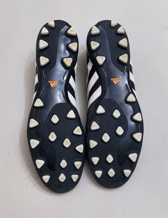 Ghete de fotbal ADIDAS 11 Nova crampoane pt. gazon iarbă, piele, nr 48