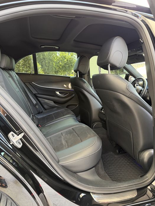 Mercedes Benz W213 4Matic