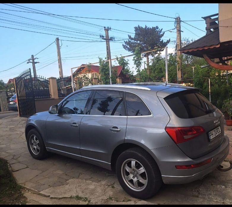 Vând Audi q5 2.0 TDI ,impecabil ,unic proprietar de 7 ani!