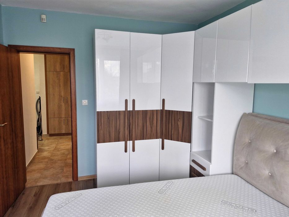 Дава се под наем Двустаен апартамент в Варна, Бриз - 72 кв.м за 538.56 € - Снимка #1