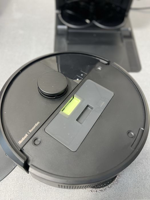 Прахосмукачка робот iRobot® Roomba Plus 505 Combo + AutoWash