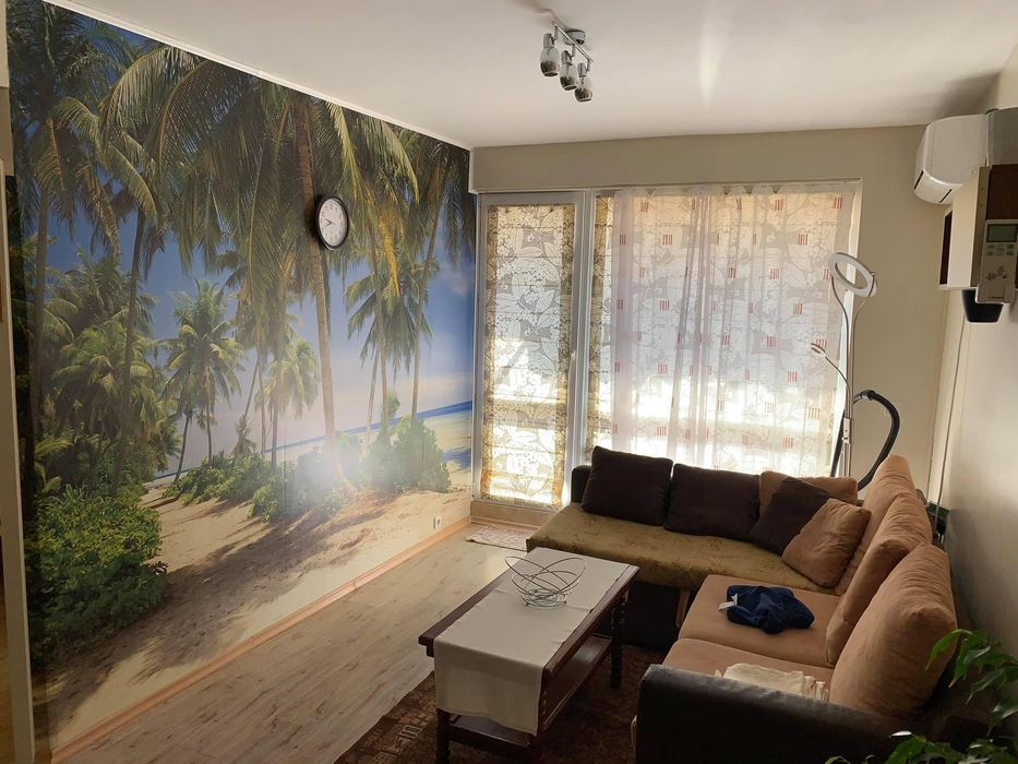 Дава се под наем Двустаен апартамент в Бургас, Сарафово - 50 кв.м за 382.5 € - Снимка #1