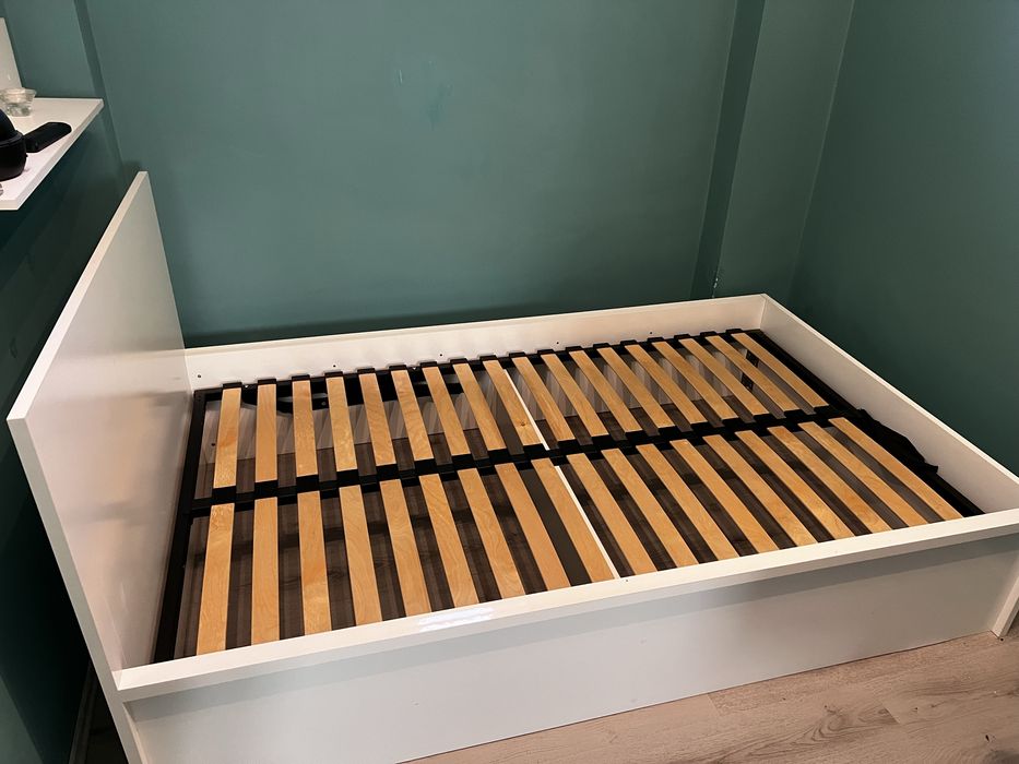 Pat lemn cu saltea