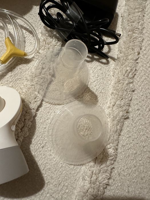 Помпа за кърма Medela Pump in style, double elektric