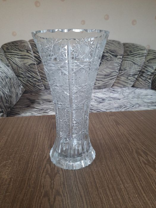 Кристална ваза голяма