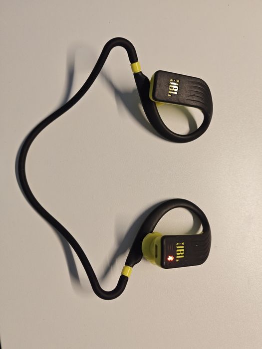 Huawei P50 PRO Gold & JBL Endurance wireless