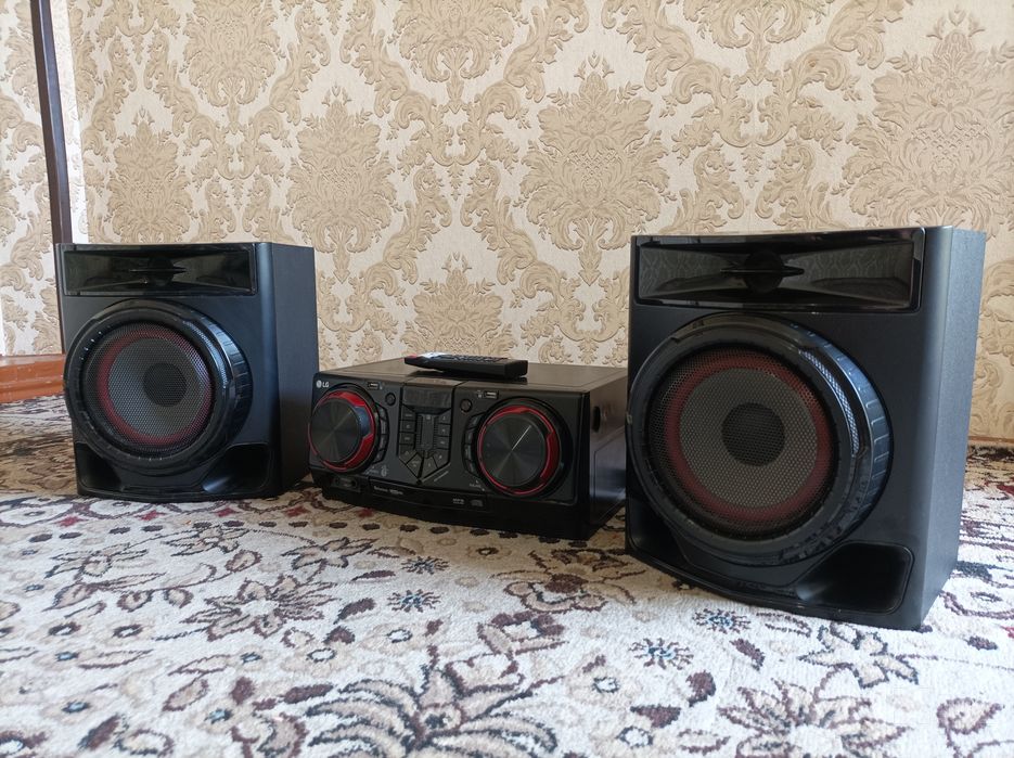 Продам лж музыкальный центр