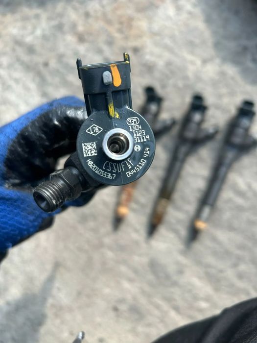 injectoare renault megane 3 motor 1.6 dci 130 cp