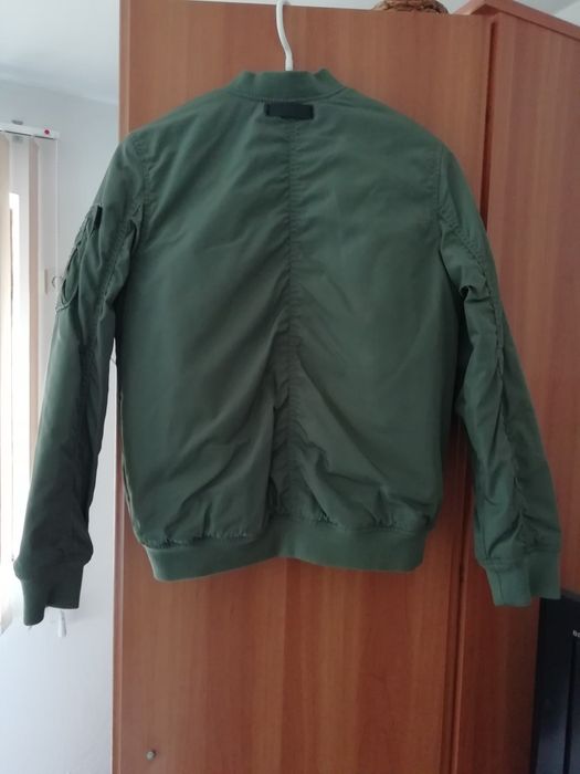 Детско яке H&M..