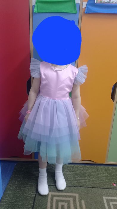 Срочно продам красивое платье.