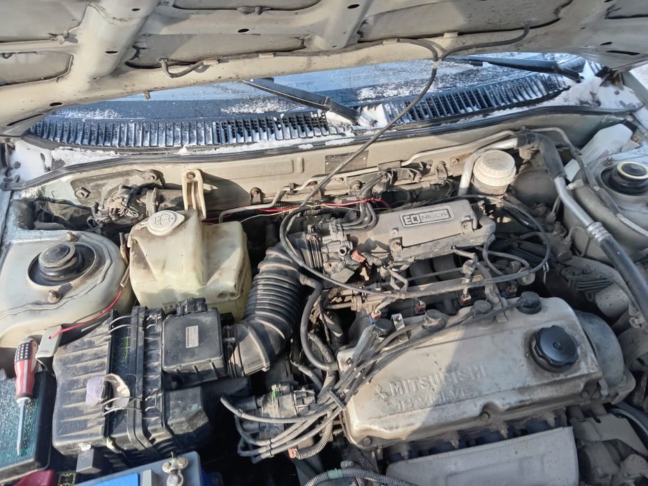 Продам машину Митсубиси кольт