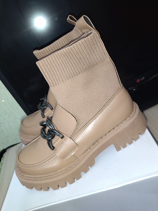 Продам обувь женскую