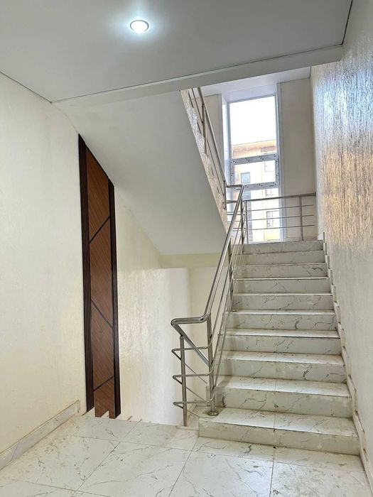 Продается квартира в современном Жилом Комплексе.