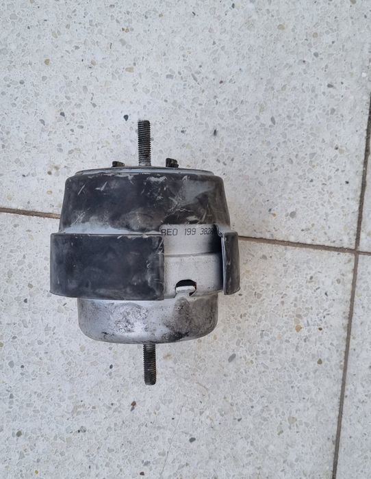 audi a4 1.9tdi 2 броя маслени