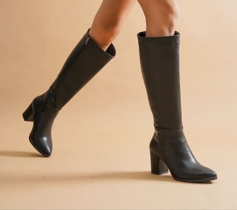 Cizme lungi cu toc