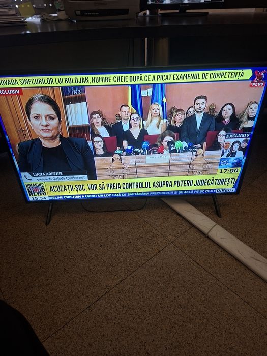 Tv smart samnsung stare bună 600lei