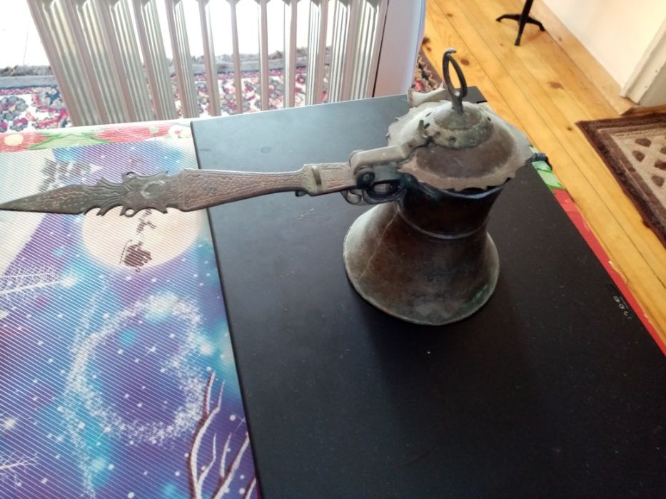 Джезве Автентично Турско Патина. Здраво Много орнаменти и шарки.