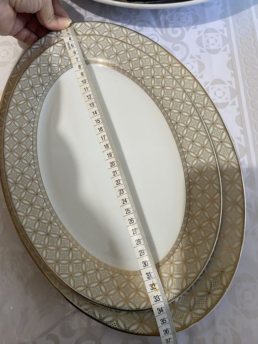 Продам сервиз столовый