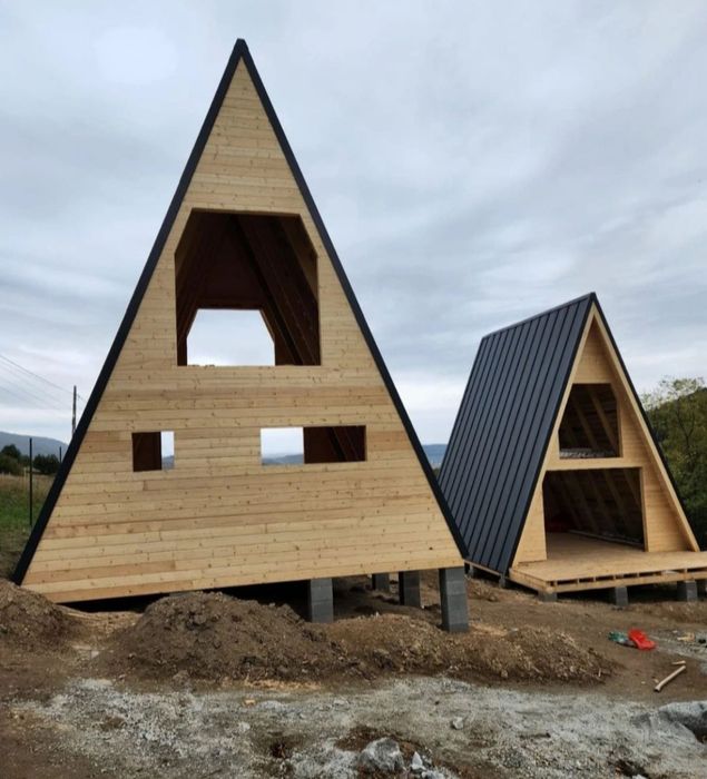 Vindem cabane tip A-frame