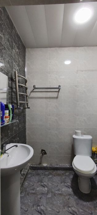 СЕРГЕЛИ , “MEDIAPARK” орқаси 2 хона, 1 этаж. Ҳамма шароит бор Оила