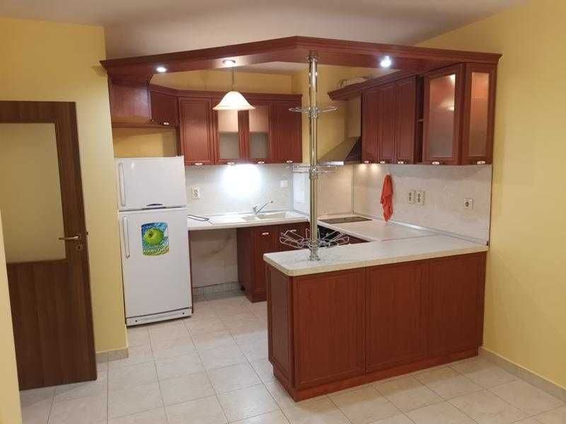 Двустаен имот в кв.Слатина