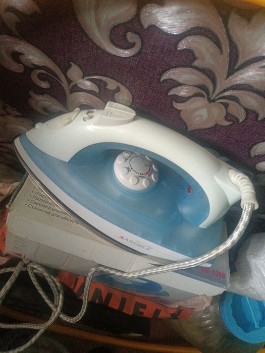Продам утюг электрический