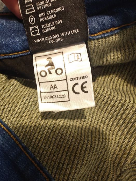 Blugi moto slim cu căptușeală kevlar