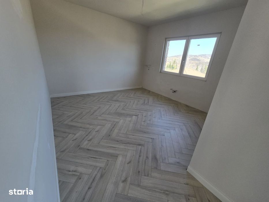 Casa la cheie 4 camere,garaj 60mp.,500mp teren,0%comision