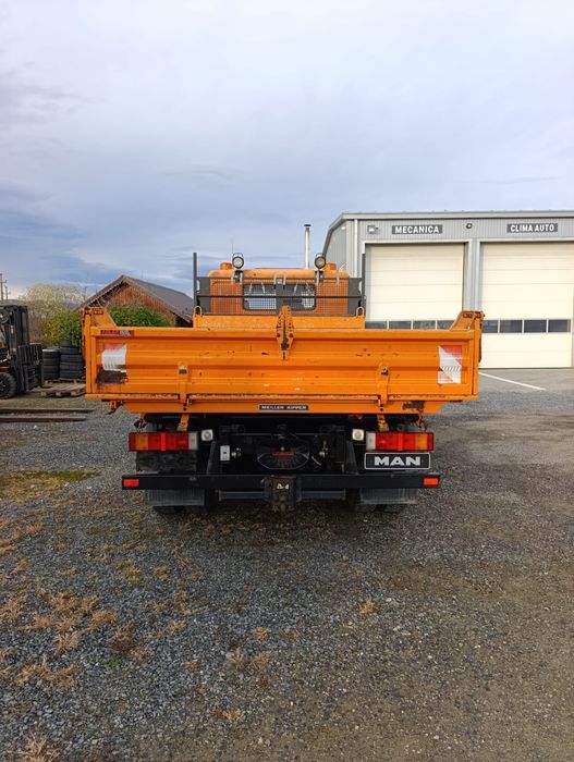 Man basculabil 10 tone