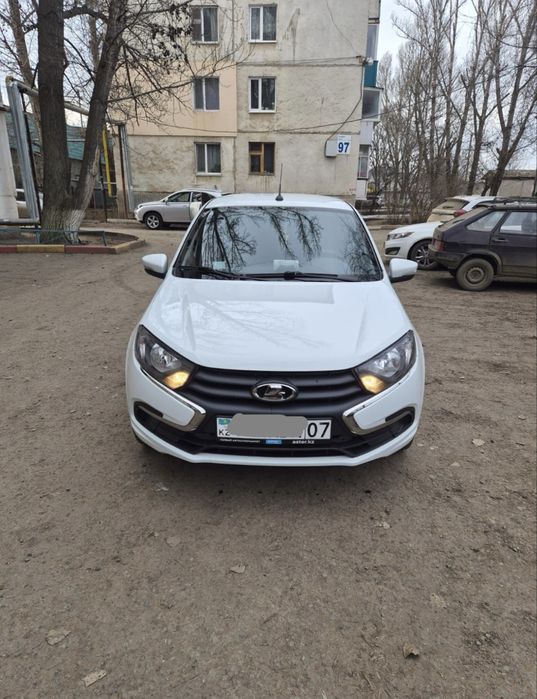 Продам  Лада Гранта в отличном состоянии