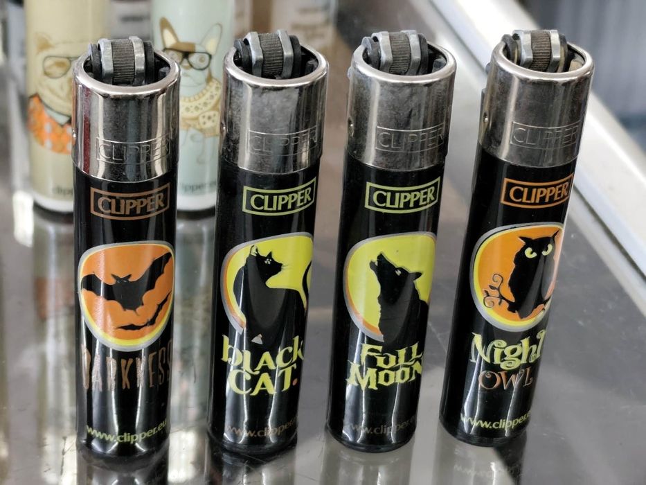 Големи запалки clipper