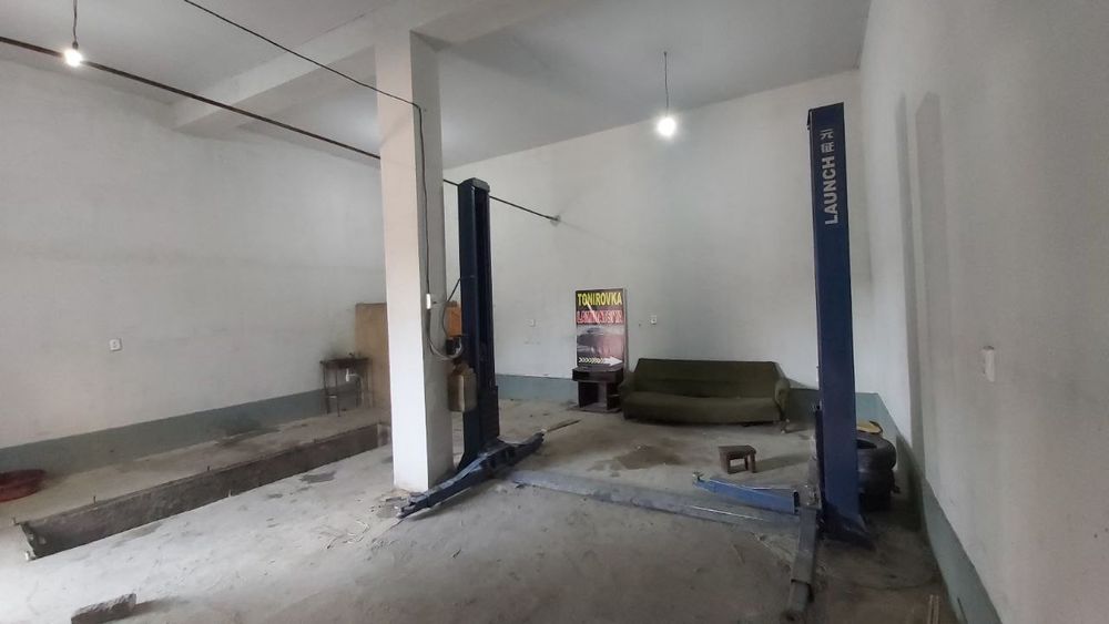 Avto Servis Arendaga beriladi